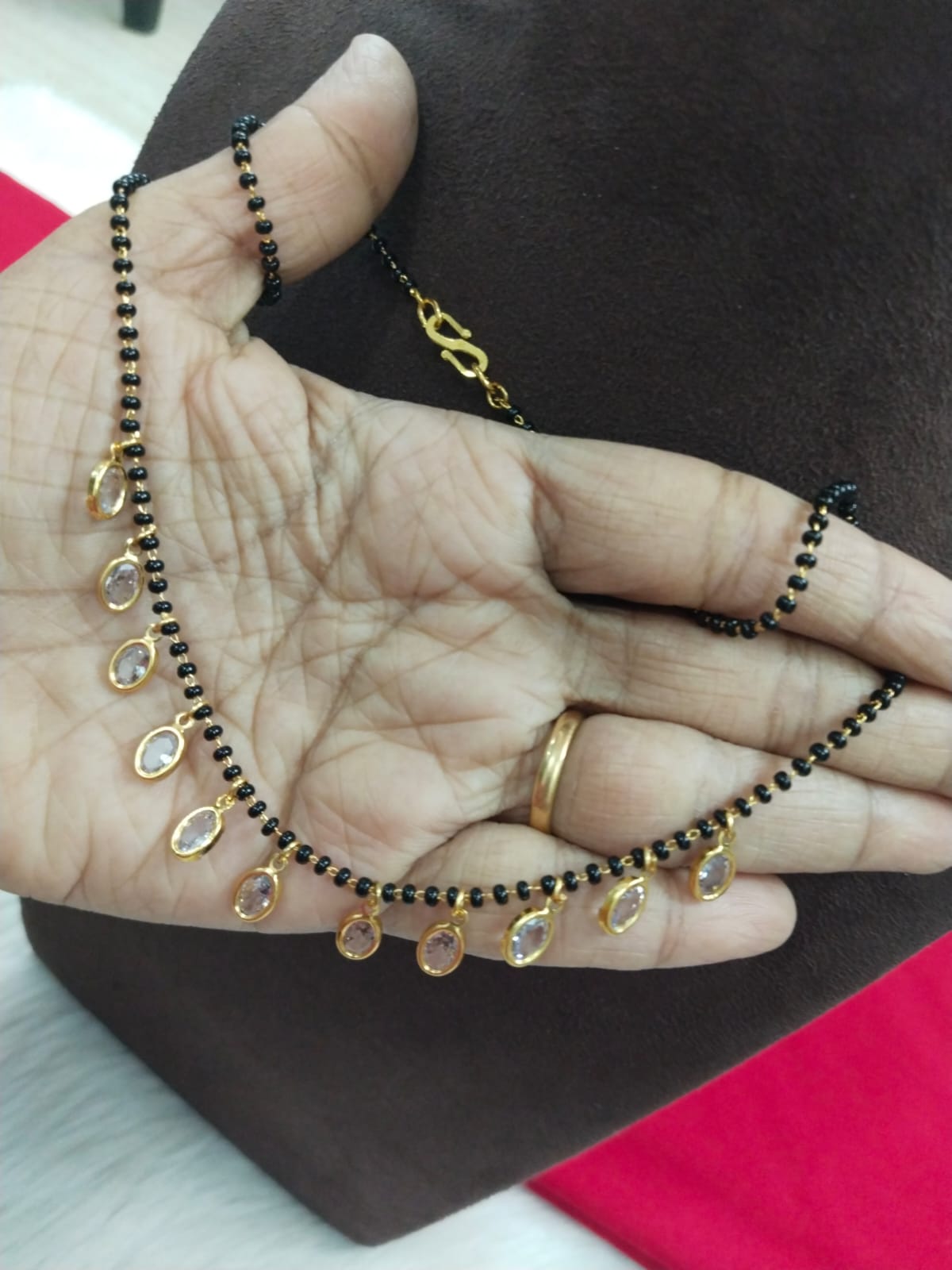 Short Black Beads Chain (Nallapusalu Chain)